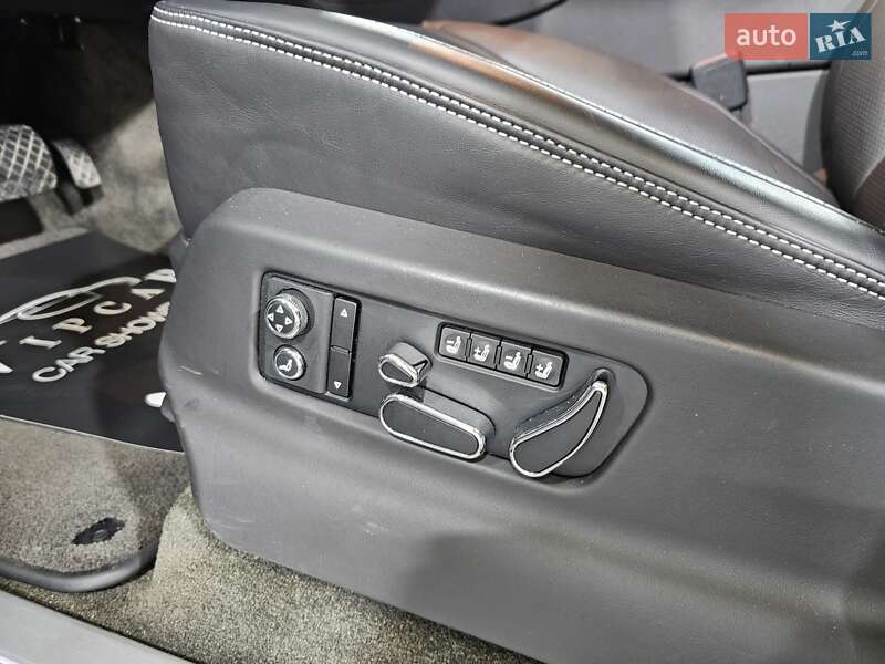 Позашляховик / Кросовер Bentley Bentayga 2021 в Києві фото 23 Позашляховик / Кросовер Bentley Bentayga 2021 в Києві