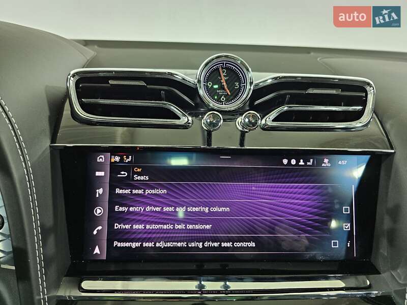 Позашляховик / Кросовер Bentley Bentayga 2021 в Києві фото 33 Позашляховик / Кросовер Bentley Bentayga 2021 в Києві