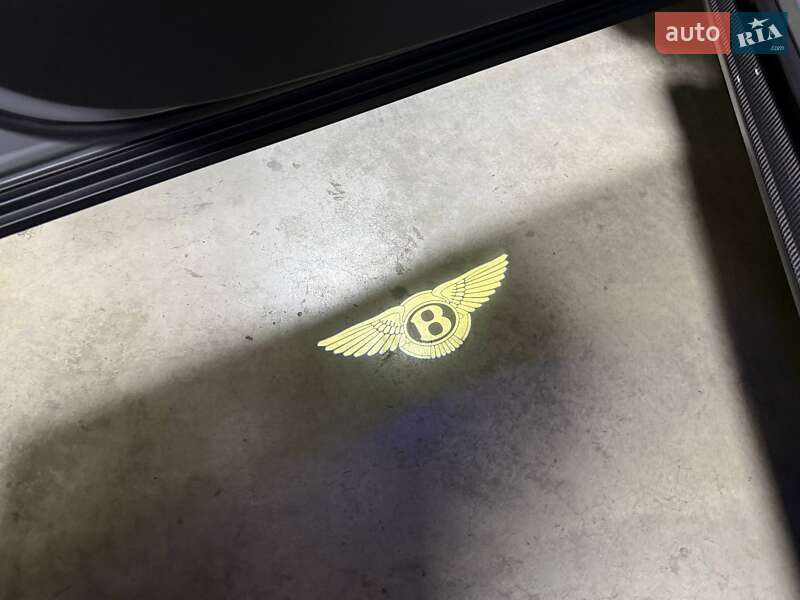 Позашляховик / Кросовер Bentley Bentayga 2022 в Києві фото 46 Позашляховик / Кросовер Bentley Bentayga 2022 в Києві