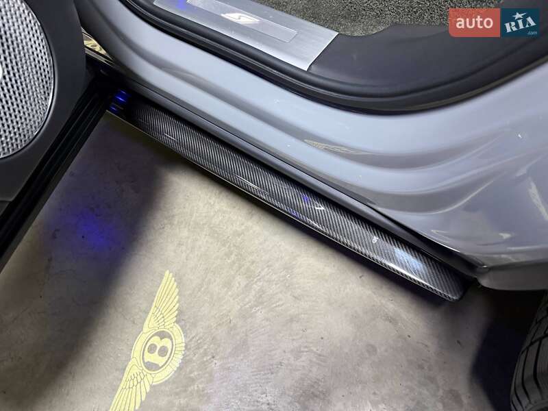 Позашляховик / Кросовер Bentley Bentayga 2022 в Києві фото 73 Позашляховик / Кросовер Bentley Bentayga 2022 в Києві