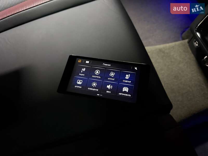 Позашляховик / Кросовер Bentley Bentayga 2022 в Києві фото 87 Позашляховик / Кросовер Bentley Bentayga 2022 в Києві