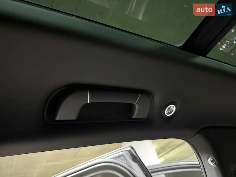 Позашляховик / Кросовер Bentley Bentayga 2022 в Києві фото 94 Позашляховик / Кросовер Bentley Bentayga 2022 в Києві