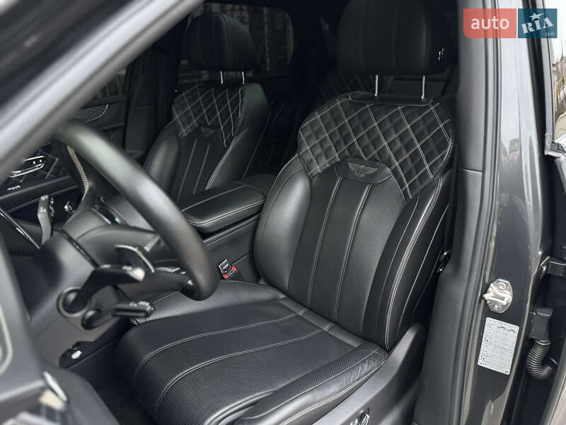 Внедорожник / Кроссовер Bentley Bentayga 2020 в Киеве