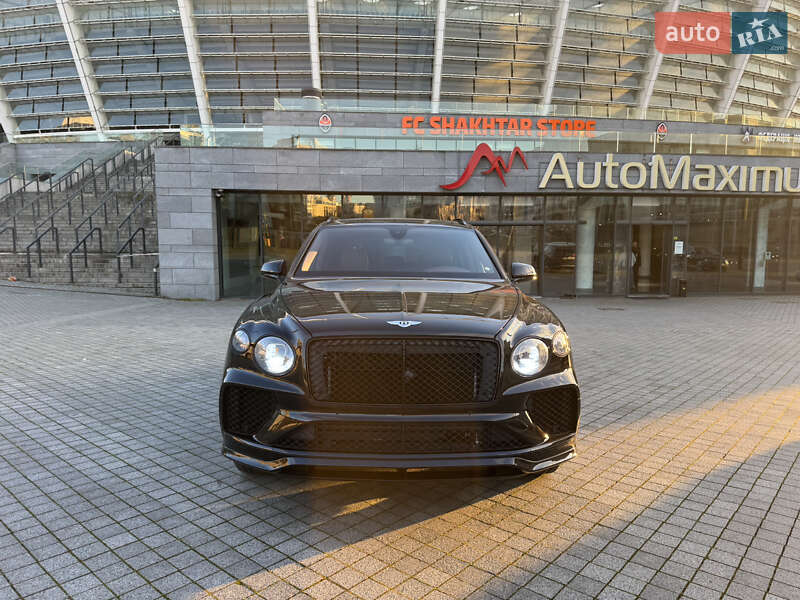 Внедорожник / Кроссовер Bentley Bentayga 2021 в Киеве