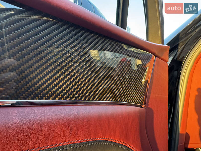 Внедорожник / Кроссовер Bentley Bentayga 2021 в Киеве