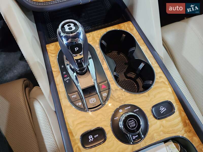 Внедорожник / Кроссовер Bentley Bentayga 2022 в Киеве фото 26 Внедорожник / Кроссовер Bentley Bentayga 2022 в Киеве