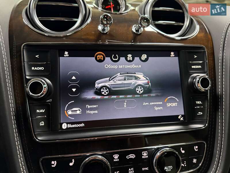 Внедорожник / Кроссовер Bentley Bentayga 2018 в Киеве