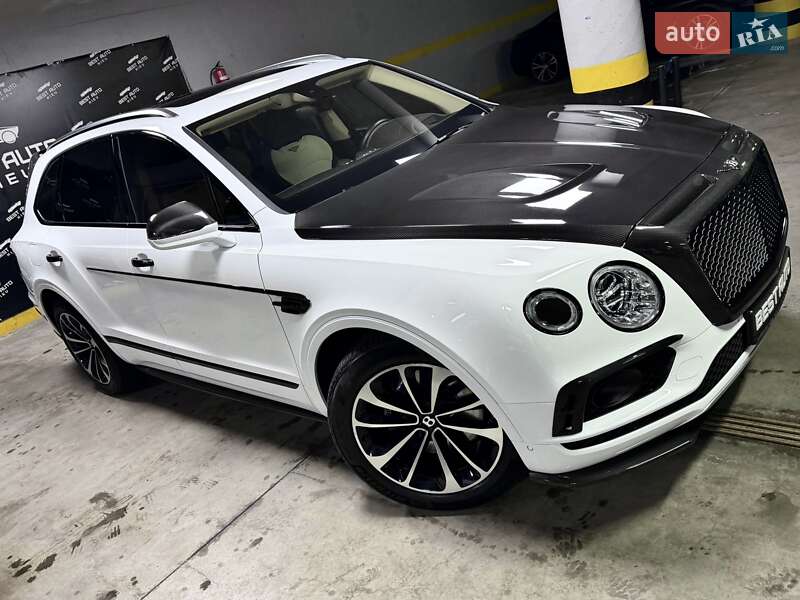 Внедорожник / Кроссовер Bentley Bentayga 2018 в Киеве