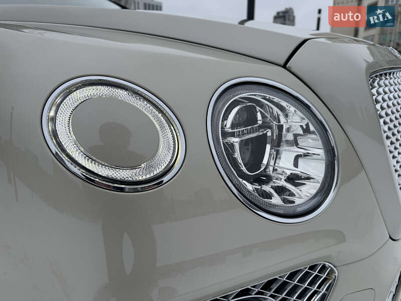 Позашляховик / Кросовер Bentley Bentayga 2018 в Києві