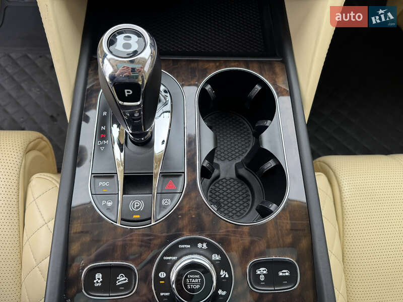 Позашляховик / Кросовер Bentley Bentayga 2018 в Києві