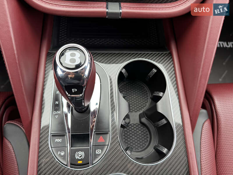 Позашляховик / Кросовер Bentley Bentayga 2021 в Києві