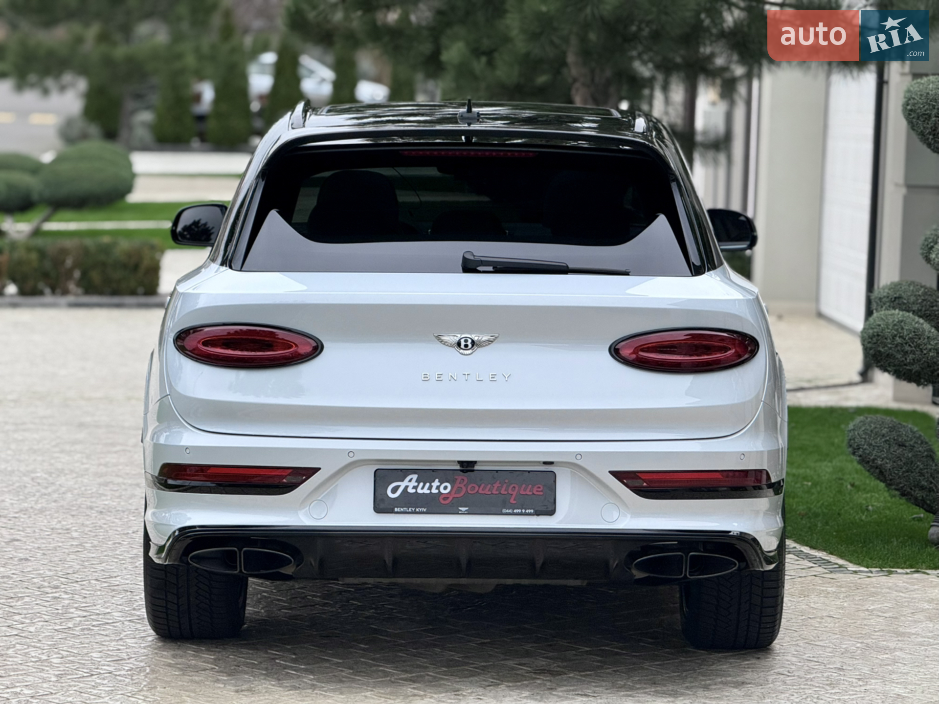 2024 Bentley Bentayga - мініатюра 16