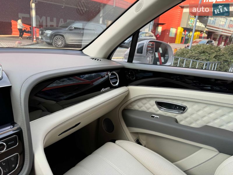 Внедорожник / Кроссовер Bentley Bentayga 2023 в Львове