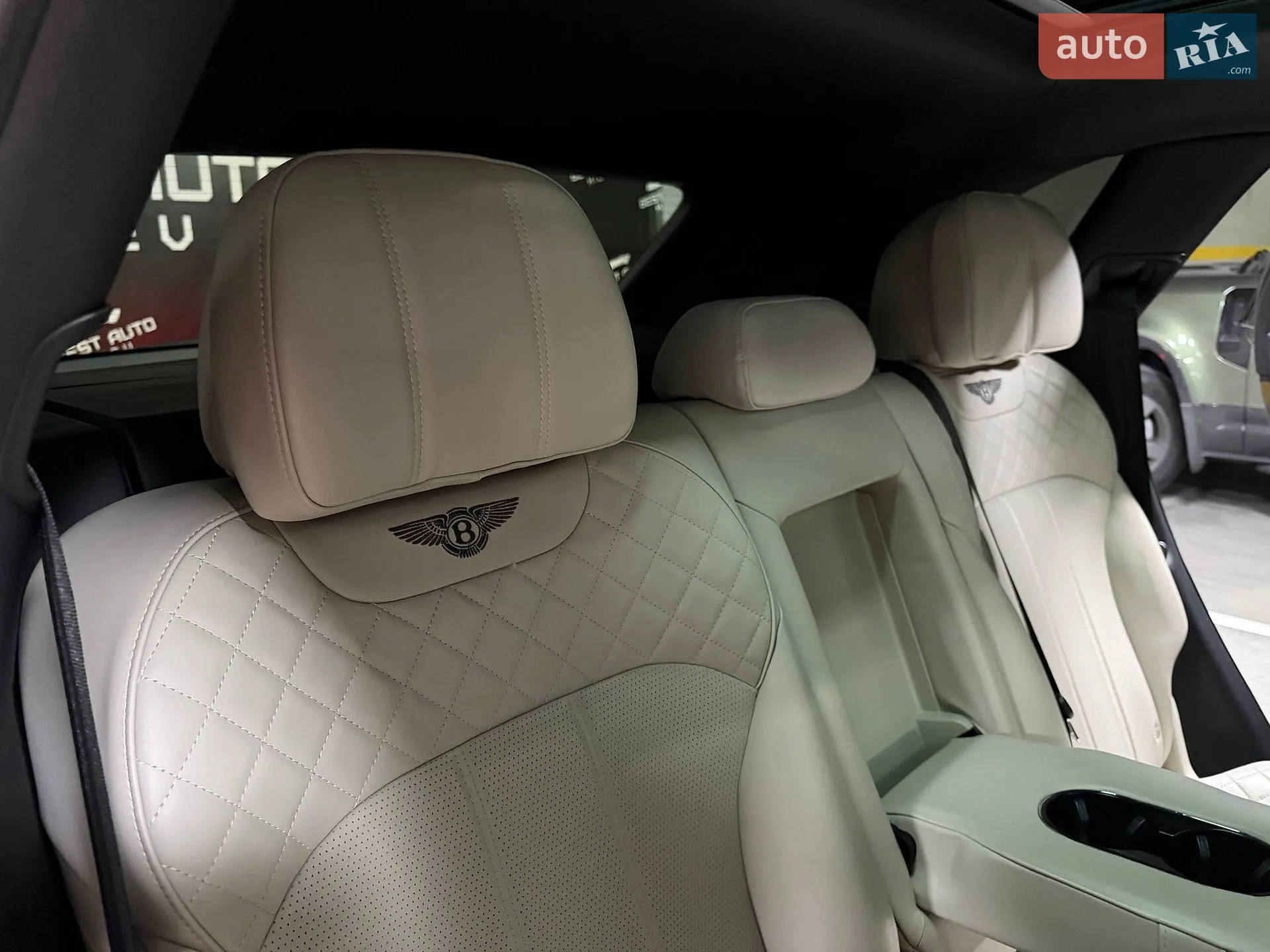 2016 Bentley Bentayga - мініатюра 78