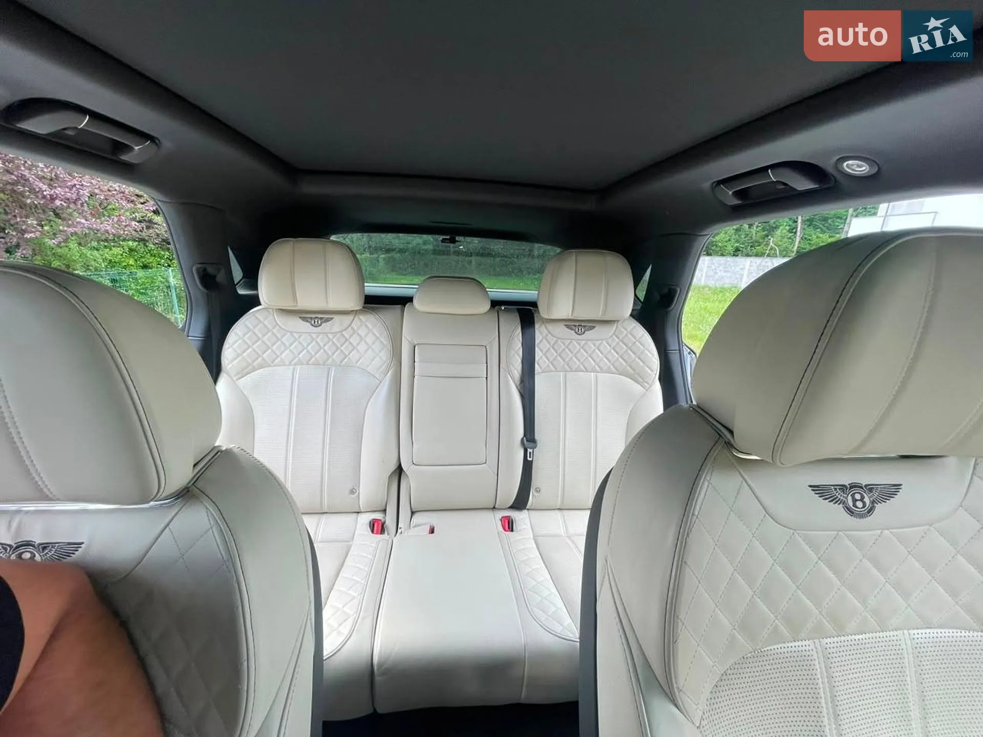2016 Bentley Bentayga - мініатюра 20