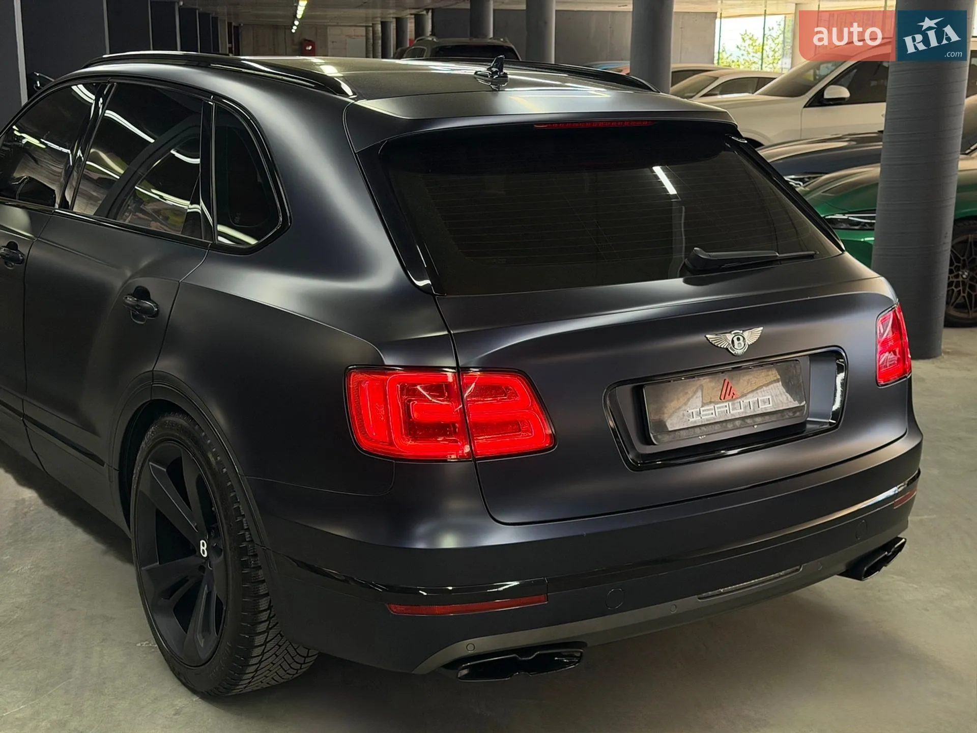 2018 Bentley Bentayga - мініатюра 12