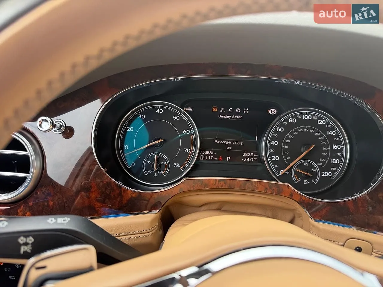 2016 Bentley Bentayga - мініатюра 9