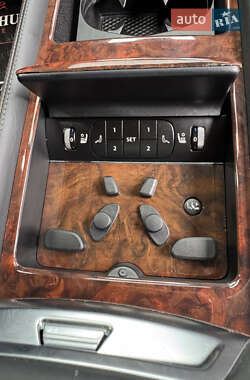 Седан Bentley Continental Flying Spur 2008 в 