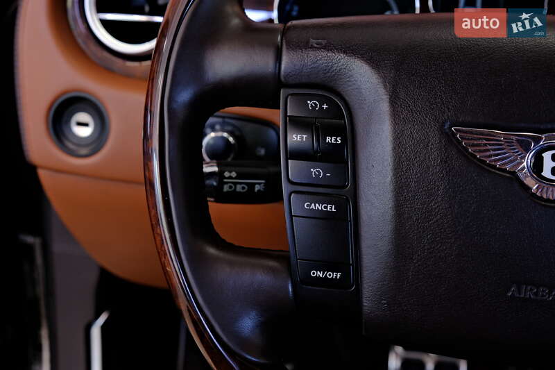 Седан Bentley Continental Flying Spur 2007 в Одессе фото 31 Седан Bentley Continental Flying Spur 2007 в Одессе