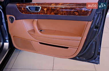 Седан Bentley Continental Flying Spur 2007 в 