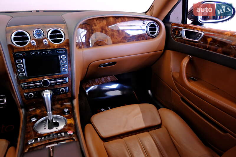 Седан Bentley Continental Flying Spur 2007 в Одессе фото 57 Седан Bentley Continental Flying Spur 2007 в Одессе