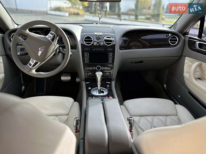Седан Bentley Continental Flying Spur 2008 в Рівному