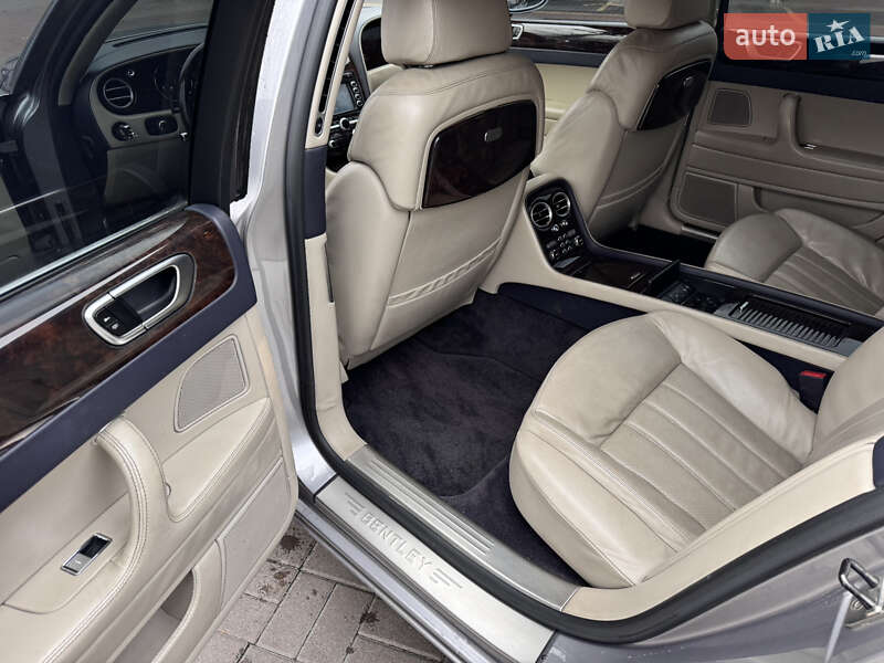 Седан Bentley Continental Flying Spur 2006 в Києві фото 20 Седан Bentley Continental Flying Spur 2006 в Києві
