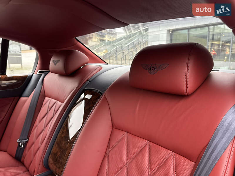Седан Bentley Continental Flying Spur 2012 в Києві