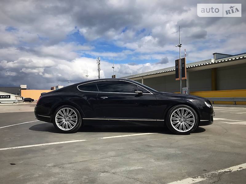 Bentley Continental GT 2009 года