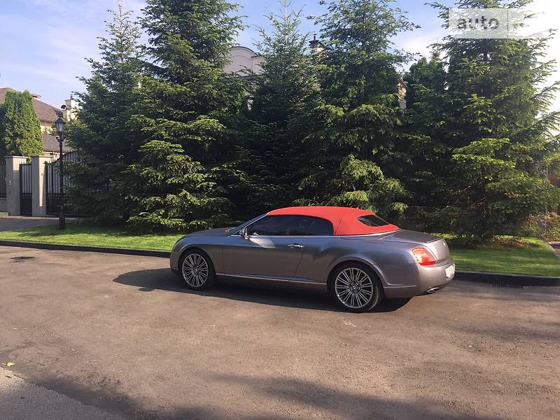 Bentley Continental GT 2010 года