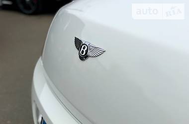 Купе Bentley Continental GT 2009 в Києві