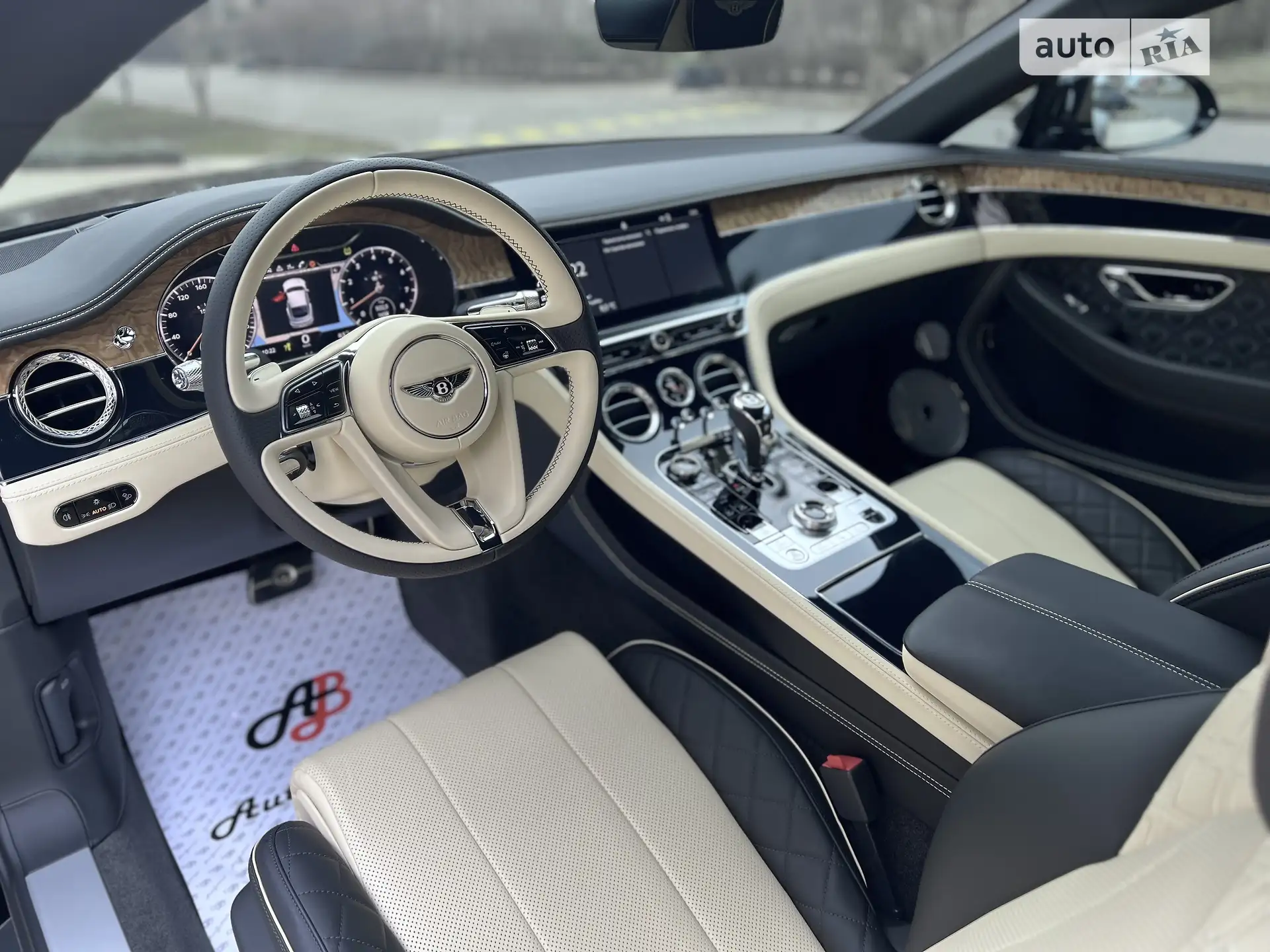 2019 Bentley Continental - мініатюра 42