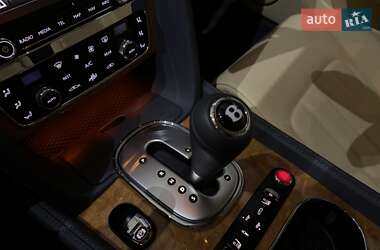 Купе Bentley Continental GT 2011 в 