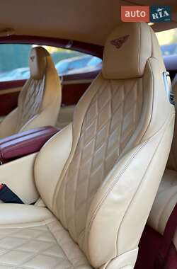 Купе Bentley Continental GT 2012 в 