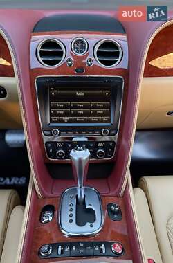 Купе Bentley Continental GT 2012 в 