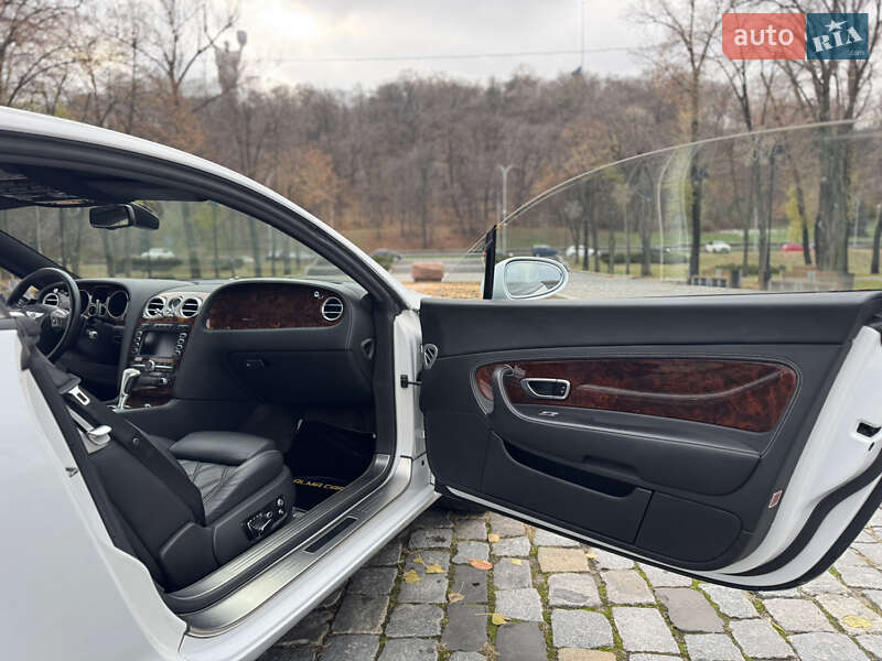 Купе Bentley Continental GT 2008 в Киеве