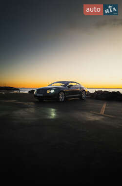 Купе Bentley Continental GT 2006 в Чернівцях