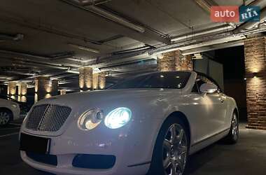 Кабриолет Bentley Continental GT 2008 в 