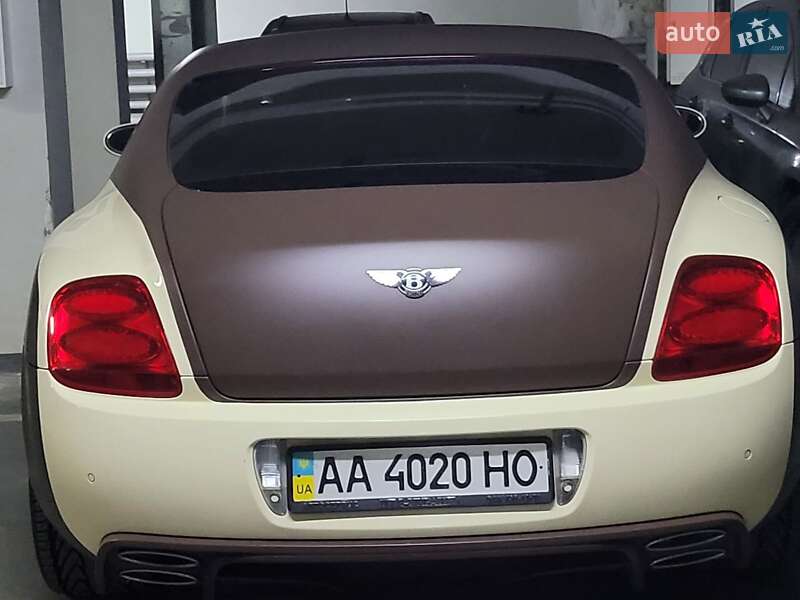 Купе Bentley Continental GT 2004 в Києві