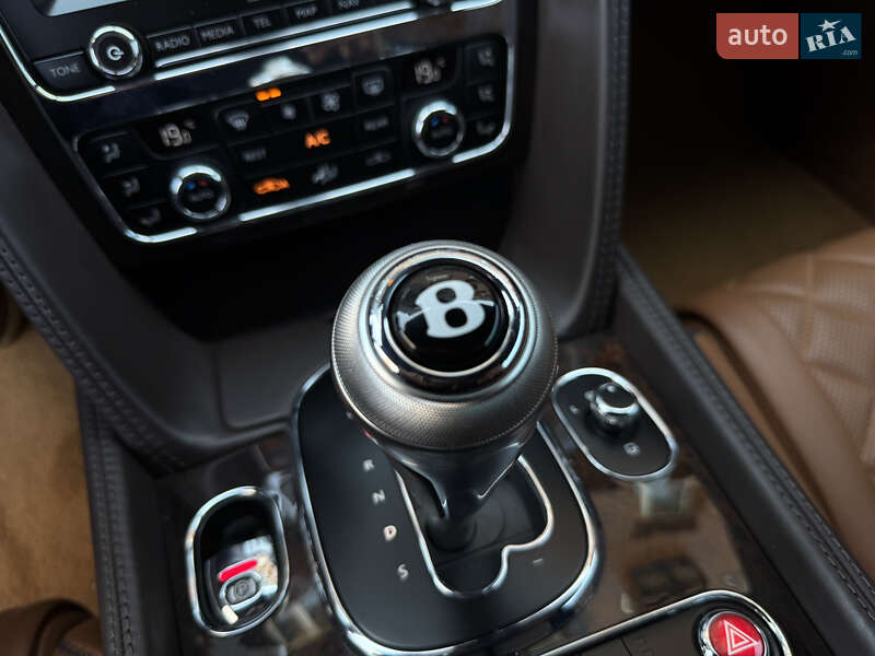 Купе Bentley Continental GT 2016 в Киеве
