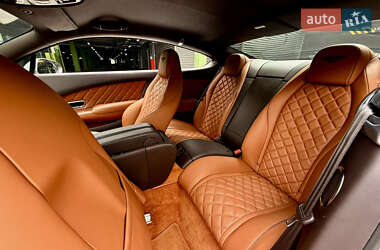 Купе Bentley Continental GT 2016 в 