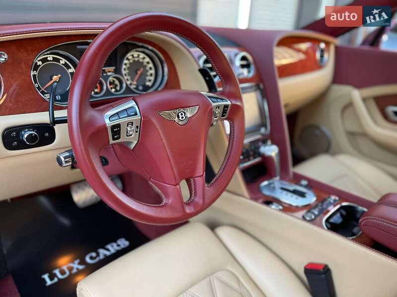Купе Bentley Continental GT 2012 в Києві фото 35 Купе Bentley Continental GT 2012 в Києві