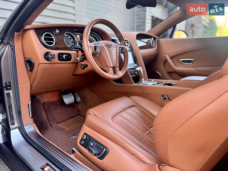 Купе Bentley Continental GT 2014 в Киеве