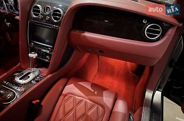 Купе Bentley Continental GT 2012 в 