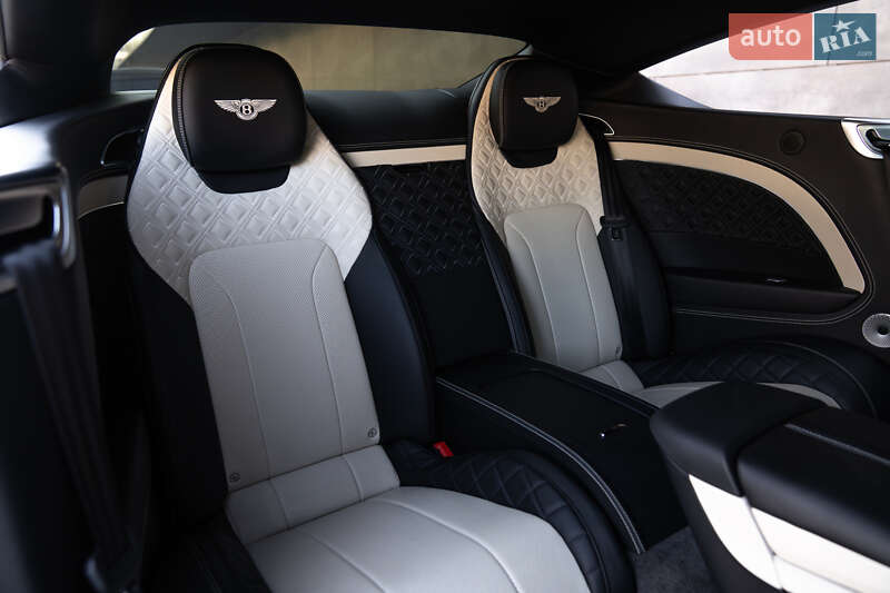 Купе Bentley Continental GT 2018 в Киеве фото 32 Купе Bentley Continental GT 2018 в Киеве