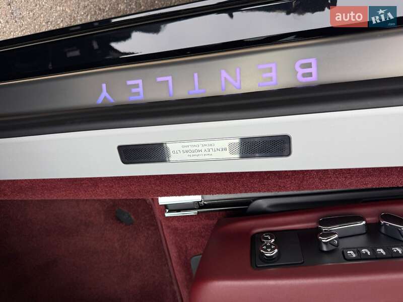 Купе Bentley Continental GT 2021 в Києві фото 9 Купе Bentley Continental GT 2021 в Києві
