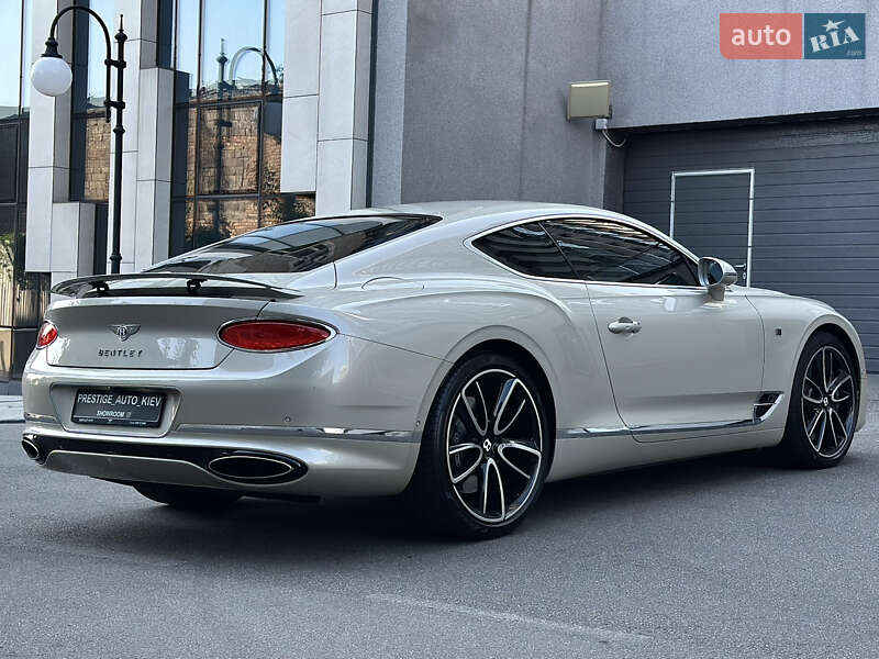 Купе Bentley Continental GT 2018 в Києві