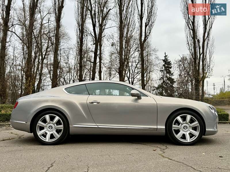 Купе Bentley Continental GT 2011 в Киеве фото 4 Купе Bentley Continental GT 2011 в Киеве