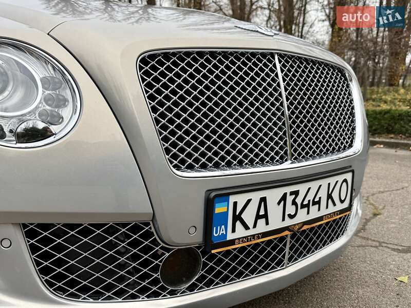 Купе Bentley Continental GT 2011 в Киеве фото 35 Купе Bentley Continental GT 2011 в Киеве
