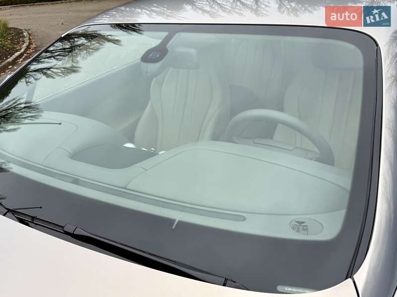 Купе Bentley Continental GT 2011 в Киеве фото 49 Купе Bentley Continental GT 2011 в Киеве